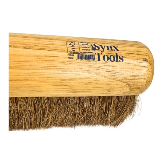 Synx Tools Bezem Coco 60cm - Zaalveger - met steelhouder - Cocosharen - Zachte haren - Binnenbezem